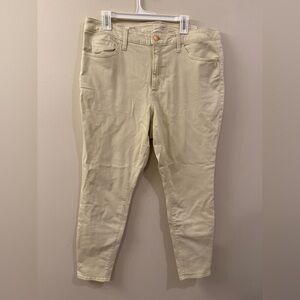 Universal Thread Cream Skinny Pants